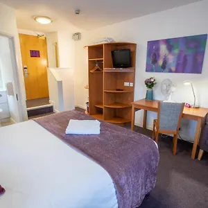 3* Hotel Redwings